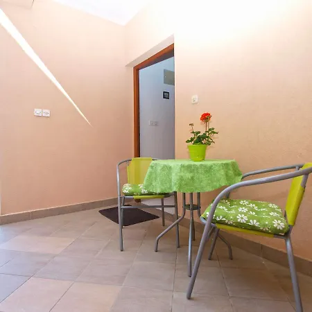 Apartment Ester 1639